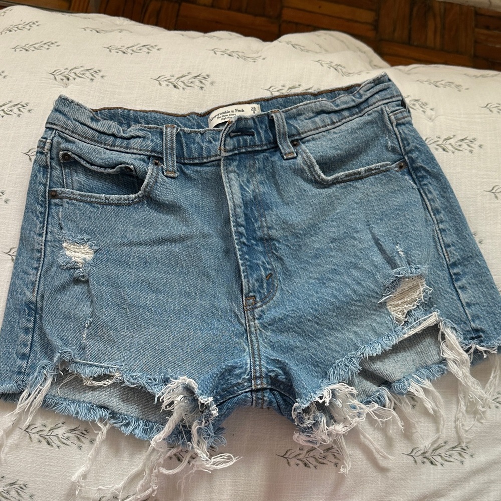 Abercrombie High Rise Mom Short